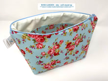 Load image into Gallery viewer, Cosmetic Bags - soft standing
